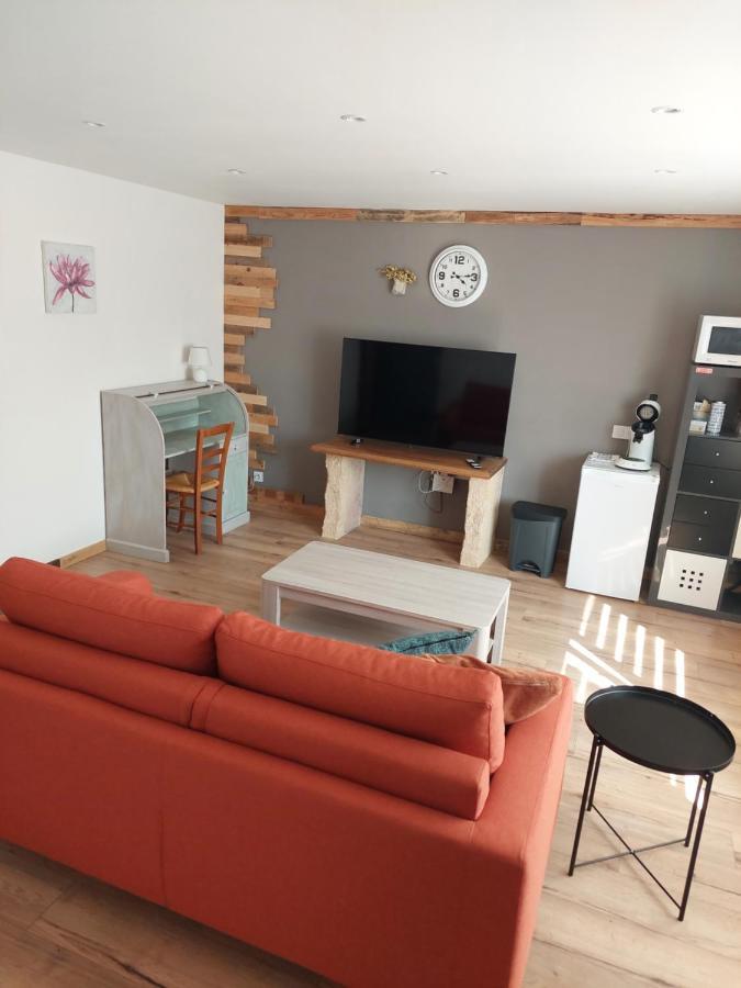 Les Hirondelles Apartment Laquenexy Exterior photo